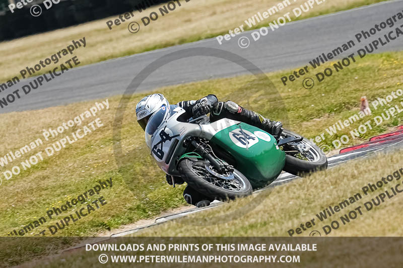 cadwell park;cadwell park photographs;cadwell trackday photographs;enduro digital images;event digital images;eventdigitalimages;peter wileman photography;racing digital images;trackday digital images;trackday photos